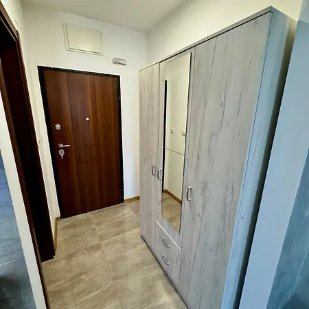 Apartment Modern With Parking Podgorica